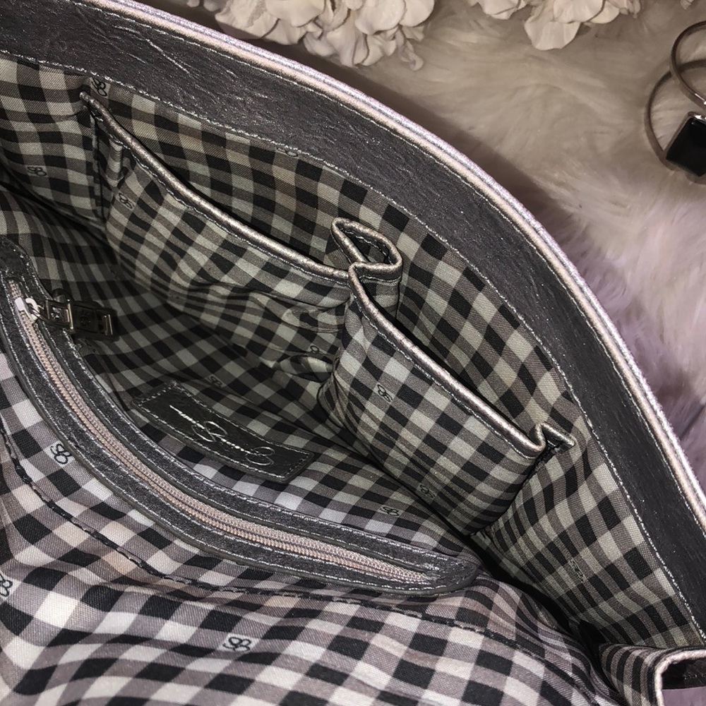 Jessica Simpson clutch - Picture 6 of 8